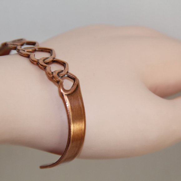 WM co Copper Linked Heart Cuff Bracelet - Picture 3 of 11